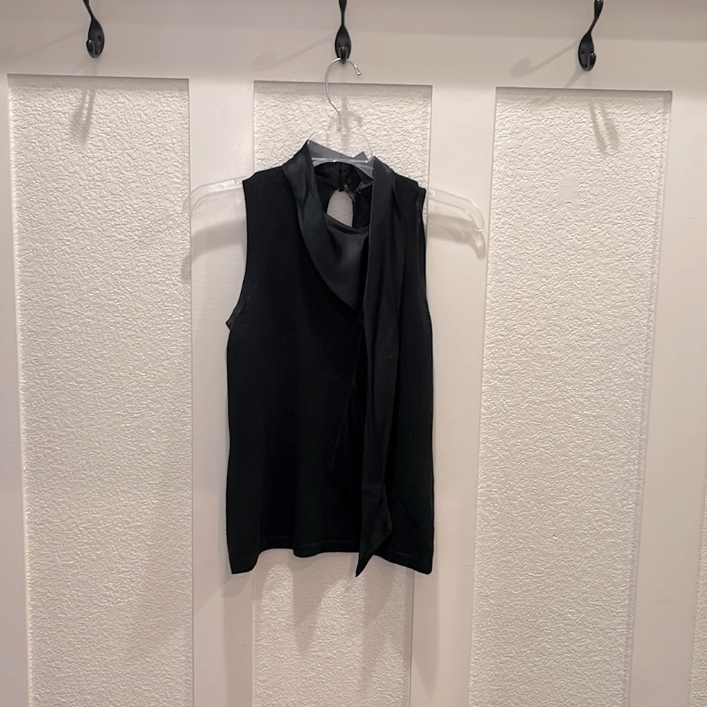 Banana Republic Black Silk/Cashmere bow detail sleeveless top Size S